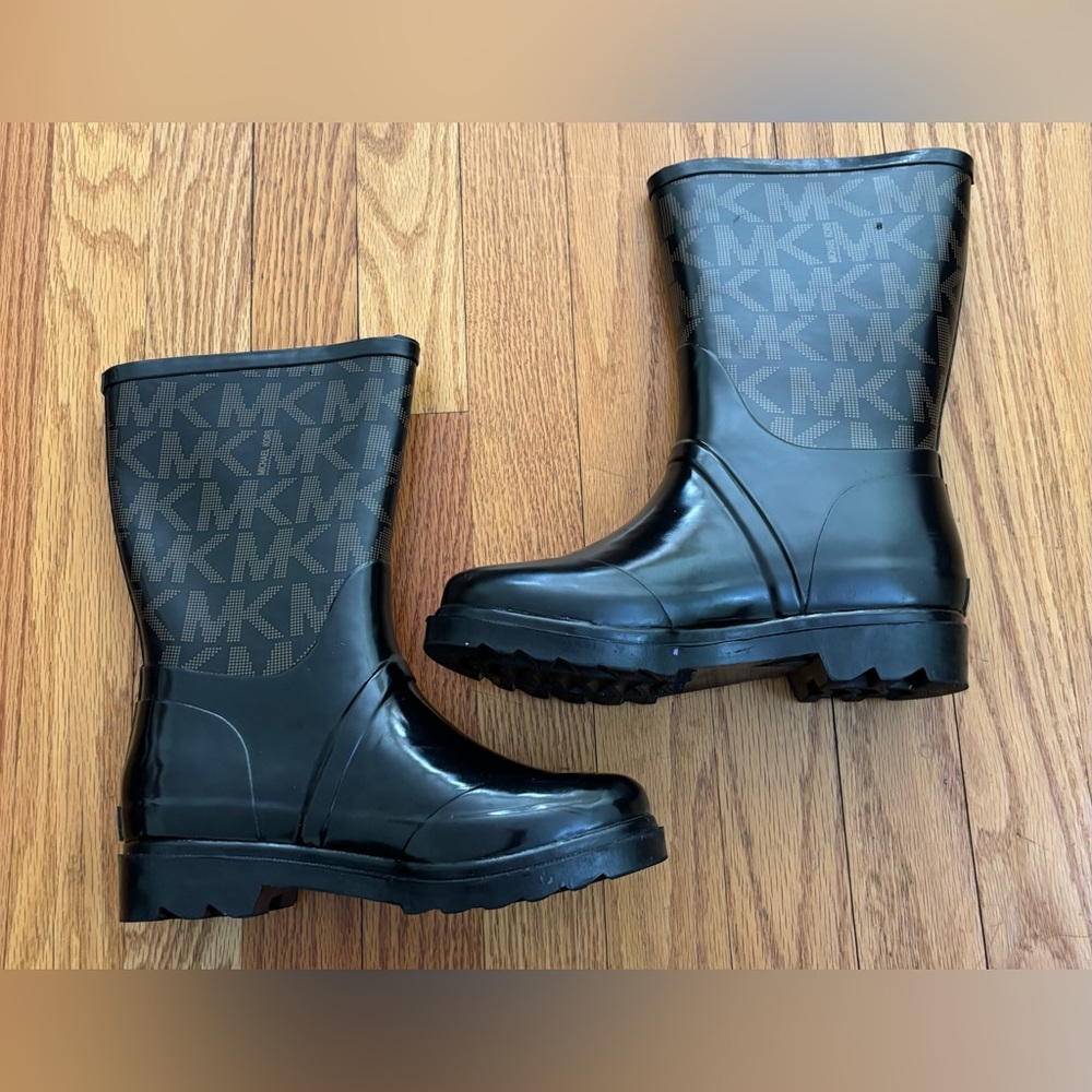 MICHAEL Michael Kors Mid Calf RainBoots Women’s 6M Black/Brown Logo Flawed* Read - Picture 2 of 11